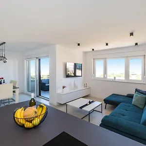 https://apt-skyline-luxe.hotelinzadar.com