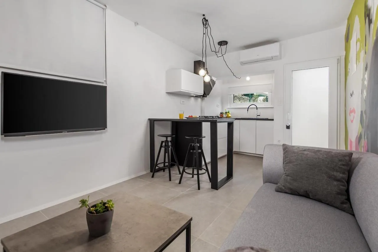 Destination Sea II Apartment Baska